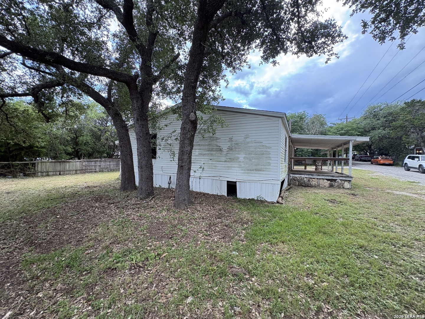 177 Cherokee Trail Lakehills TX 78063