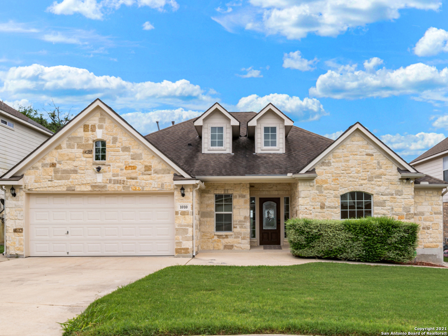 1010 Parter Pond San Antonio TX 78260