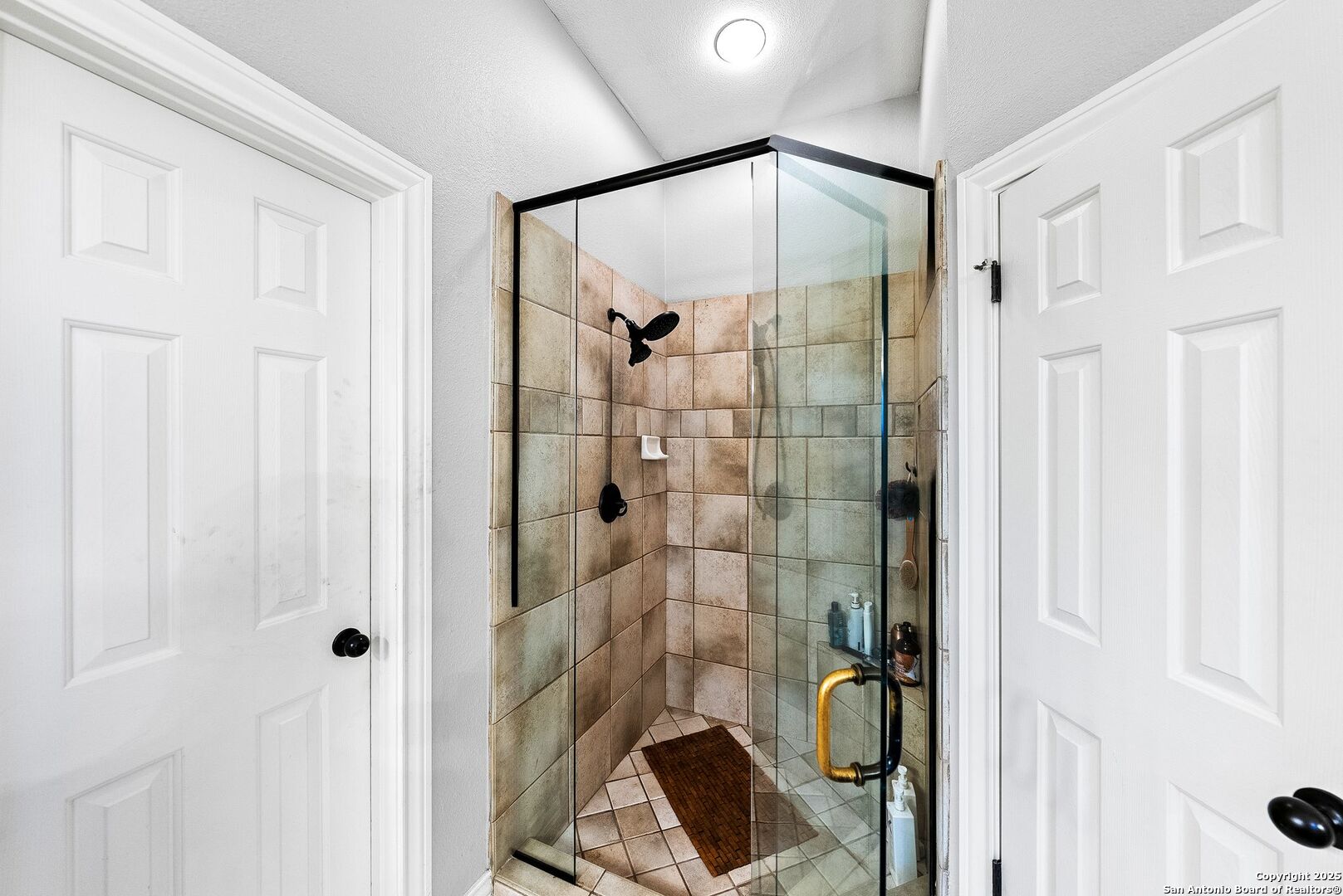 102 Spring Ridge Boerne TX 78006