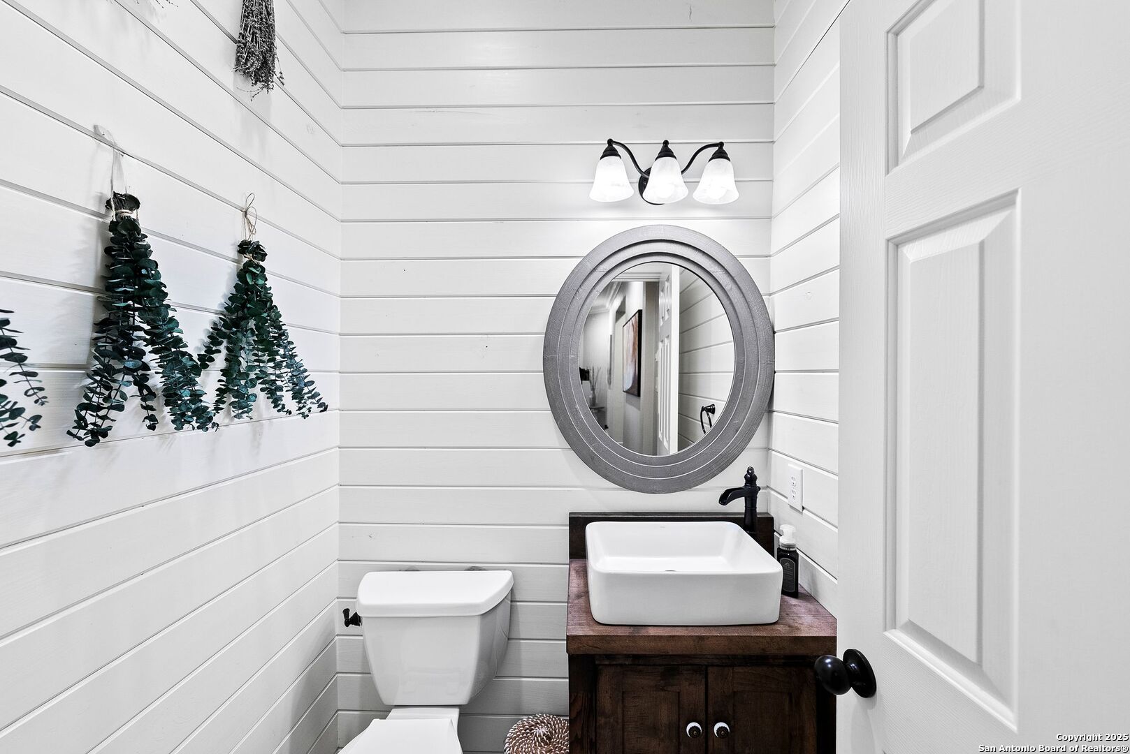 102 Spring Ridge Boerne TX 78006