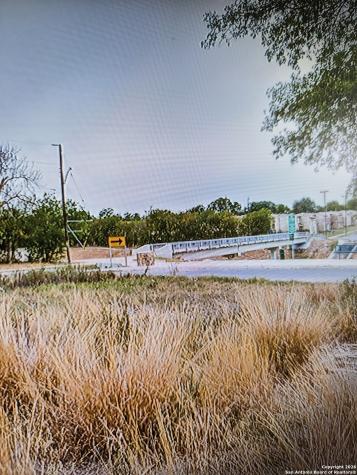 2221 Chihuahua San Antonio TX 78207