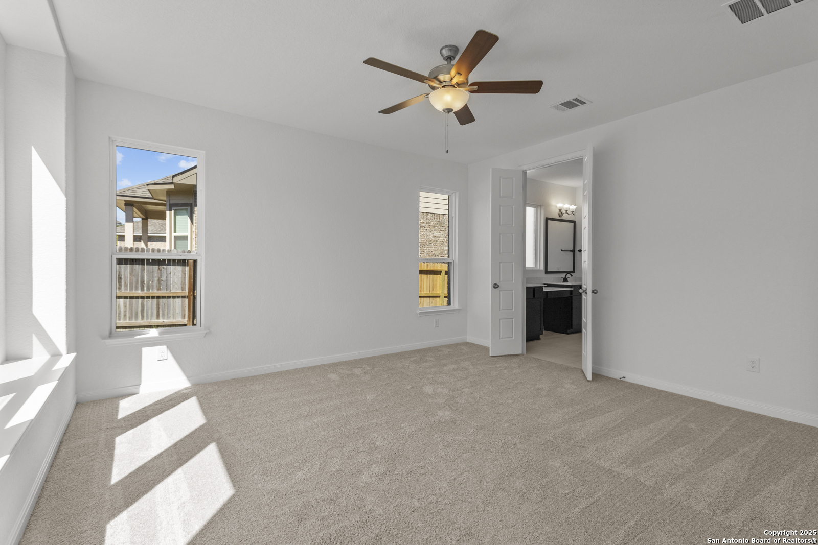 2615 Tortuga Verde San Antonio TX 78245