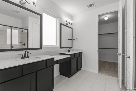 2615 Tortuga Verde San Antonio TX 78245