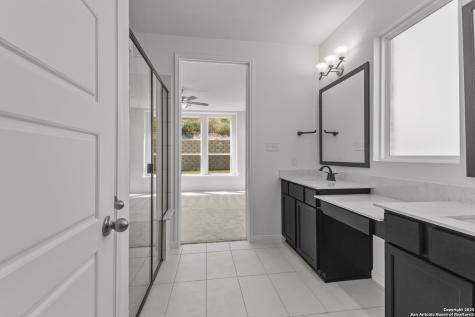 2615 Tortuga Verde San Antonio TX 78245