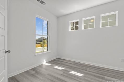 2615 Tortuga Verde San Antonio TX 78245