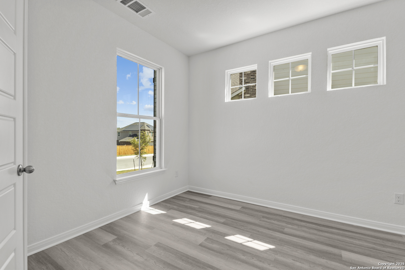 2615 Tortuga Verde San Antonio TX 78245