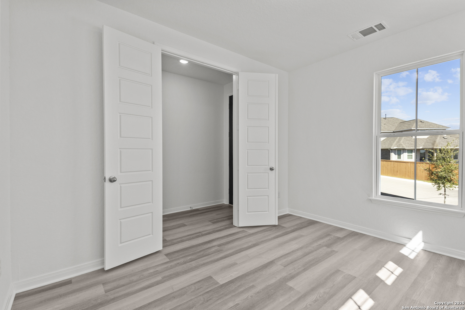 2615 Tortuga Verde San Antonio TX 78245