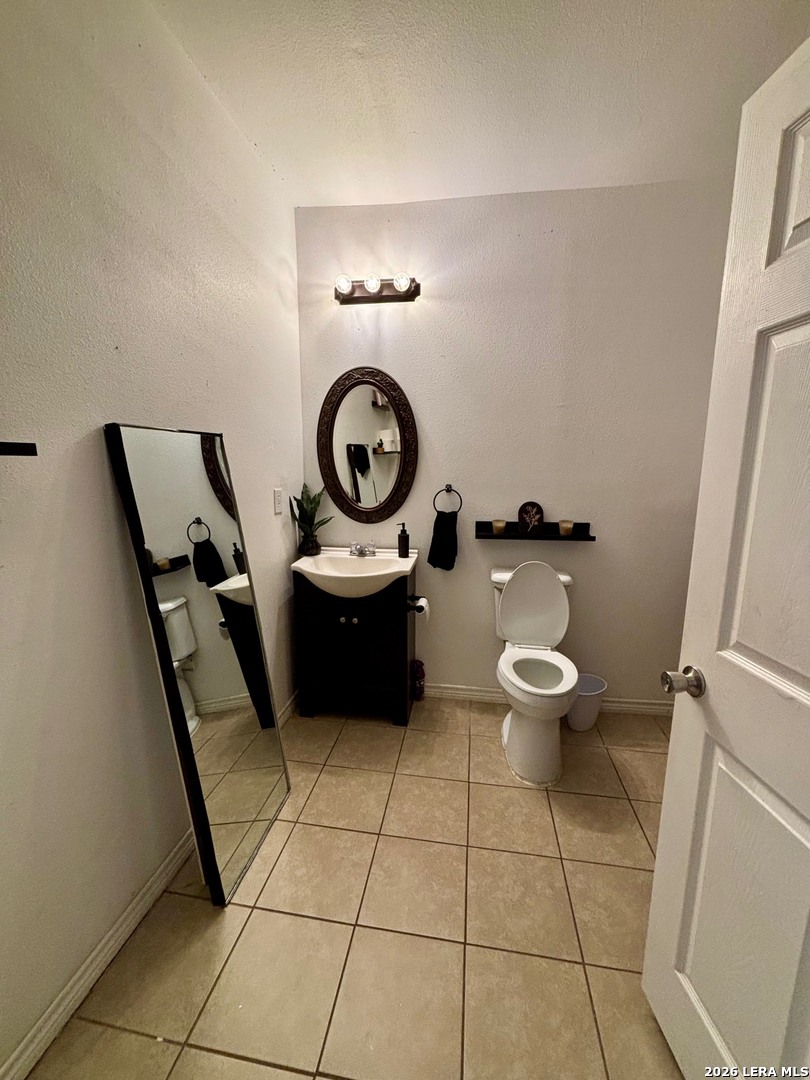 211 E Maverick Crystal City TX 78839