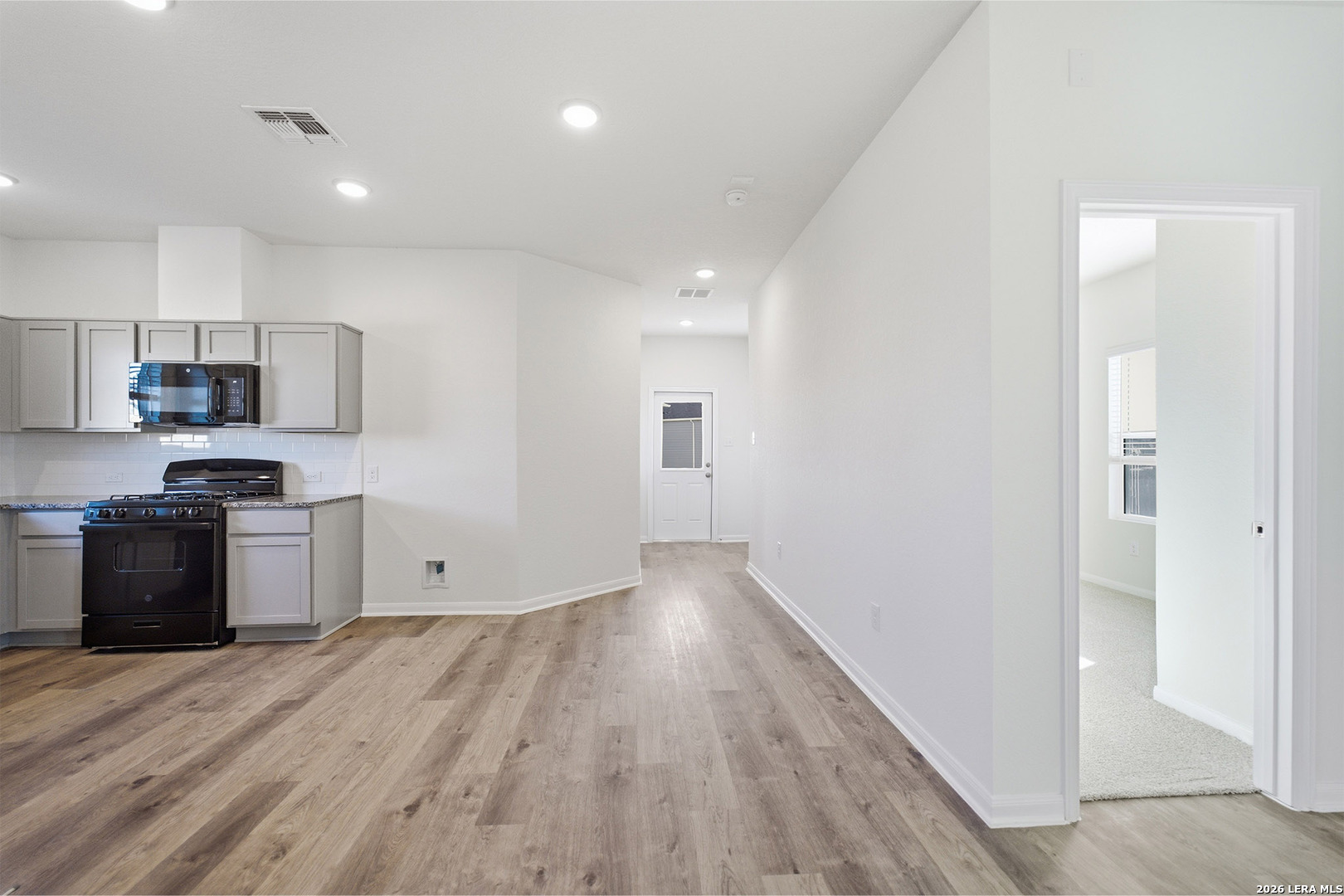 10714 Willow Dale Converse TX 78109