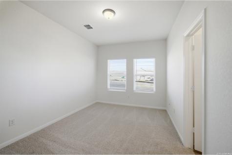 10714 Willow Dale Converse TX 78109