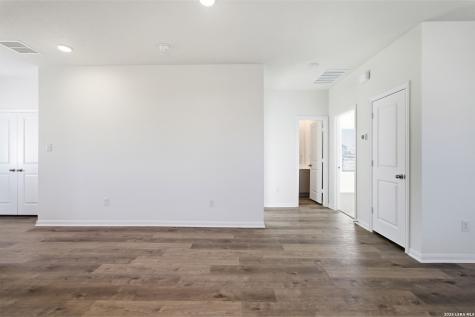 10714 Willow Dale Converse TX 78109