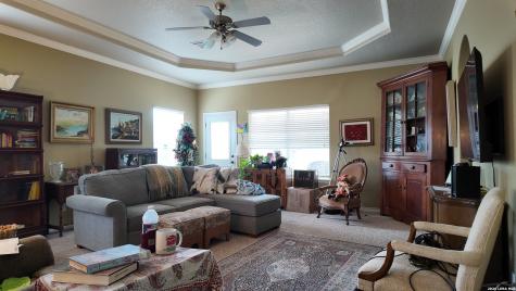 14407 Barn Court Elmendorf TX 78112