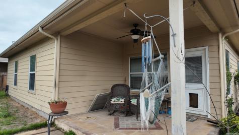 14407 Barn Court Elmendorf TX 78112