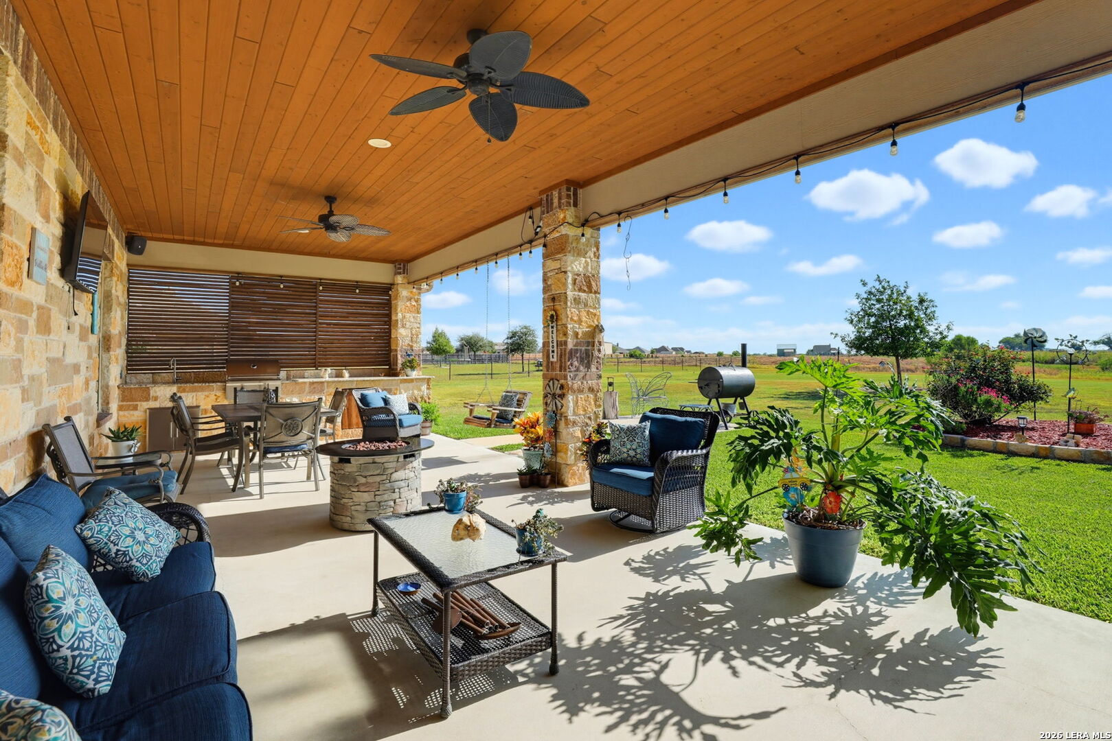 211 Siena Woods Marion TX 78124