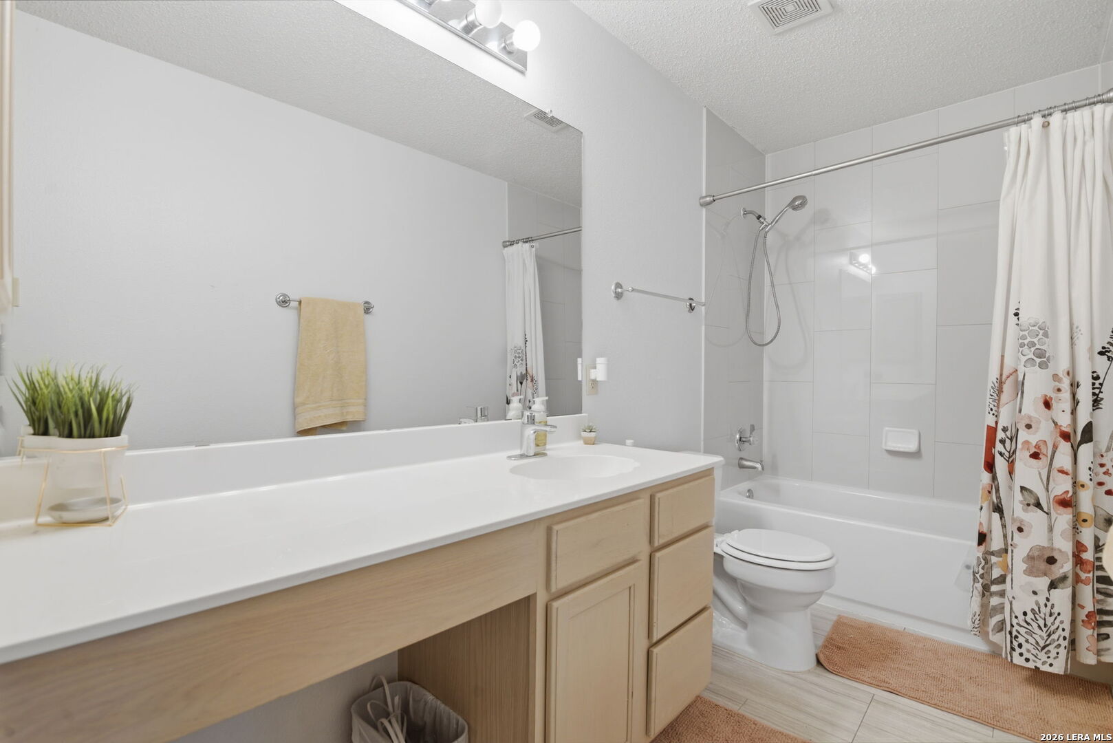 1915 Emerald Mist San Antonio TX 78230