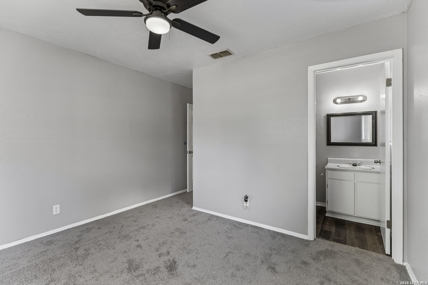 1215 Aaron Place San Antonio TX 78221