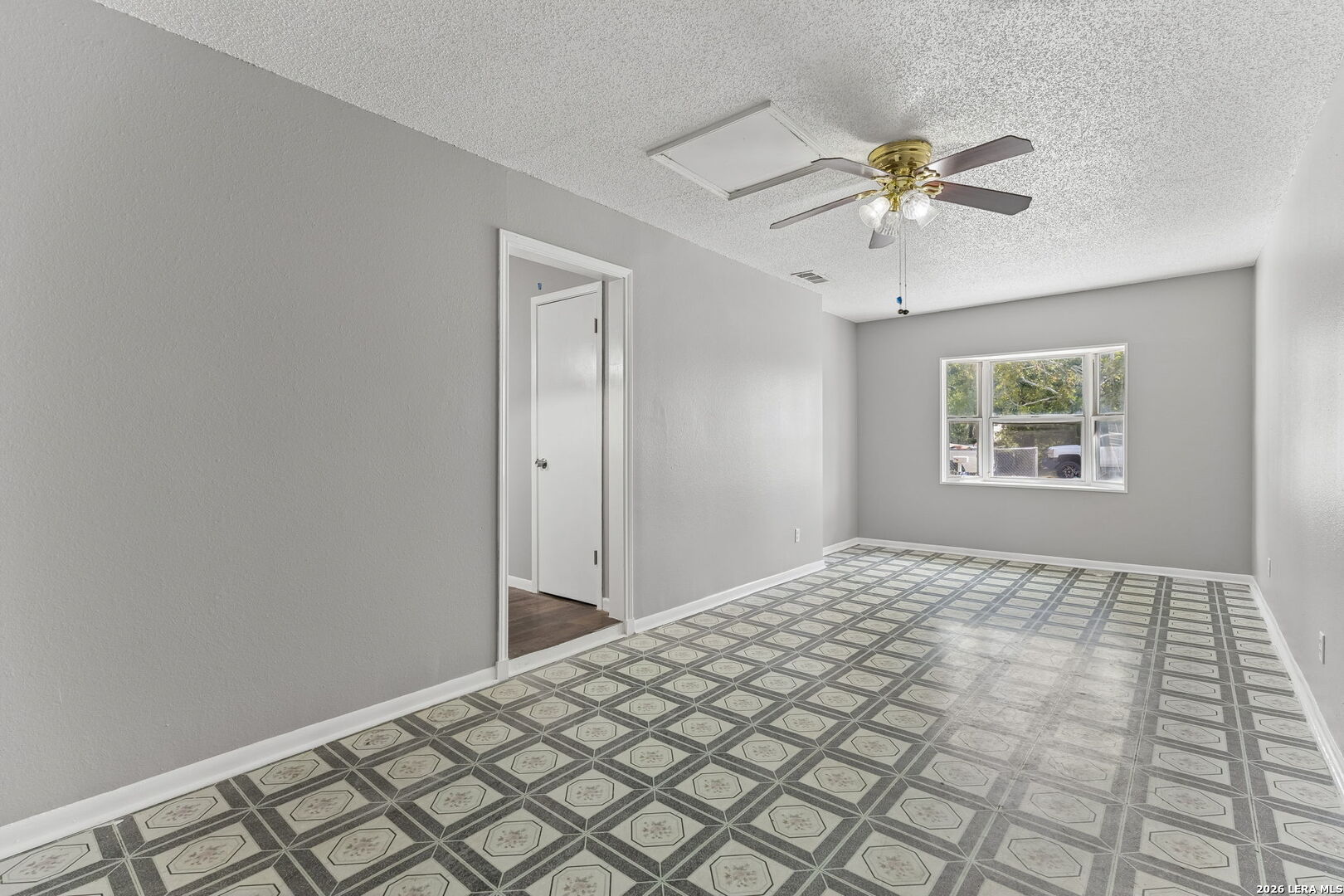 1215 Aaron Place San Antonio TX 78221