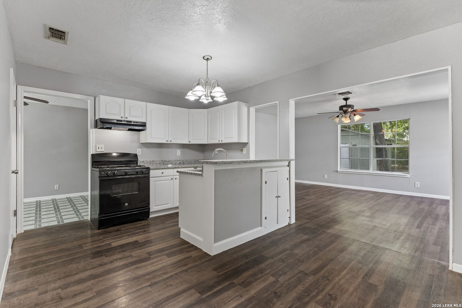 1215 Aaron Place San Antonio TX 78221