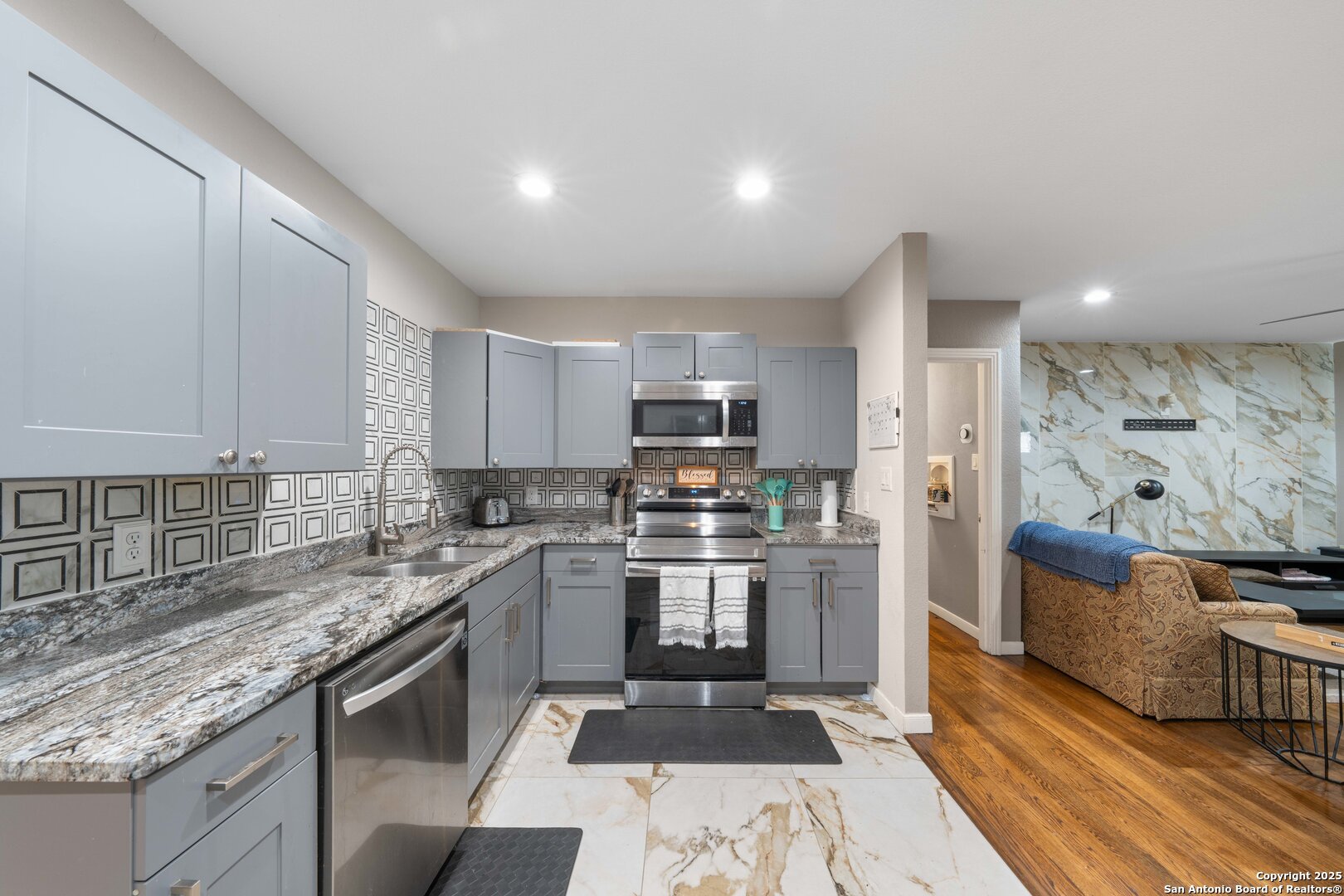 435 Savannah San Antonio TX 78213
