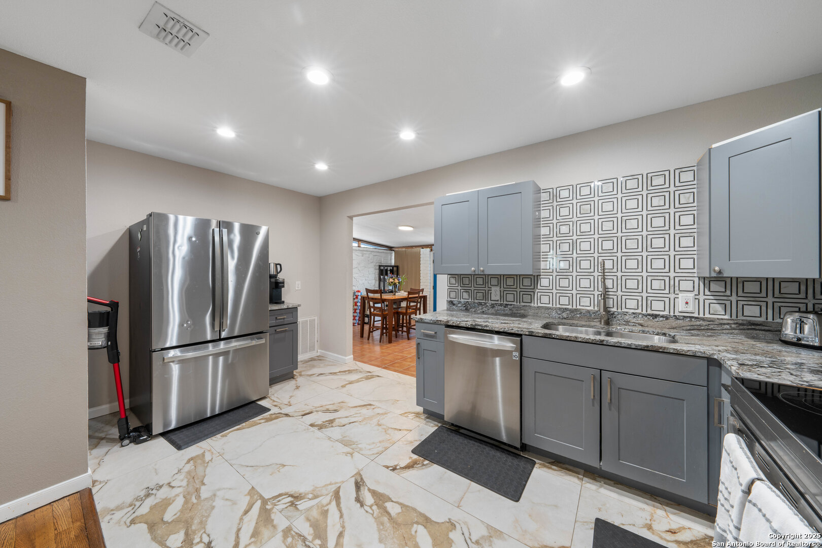 435 Savannah San Antonio TX 78213