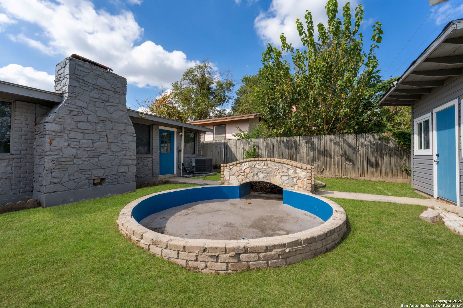435 Savannah San Antonio TX 78213