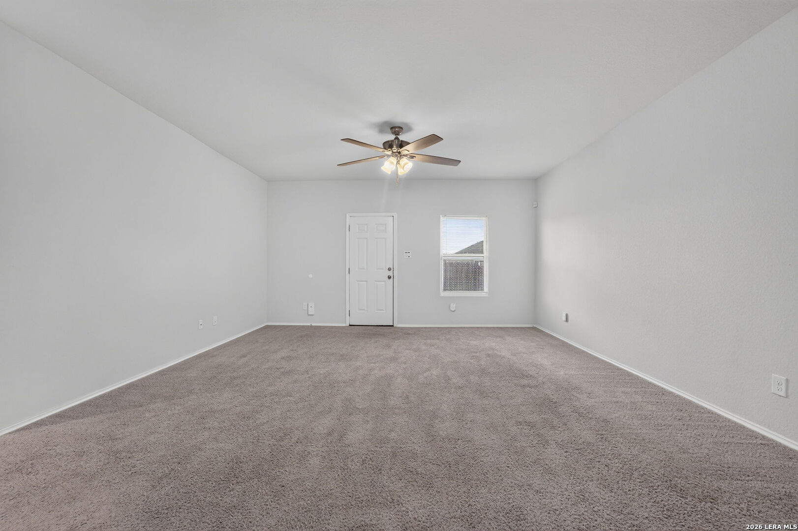 7003 Phoenix Path Converse TX 78109