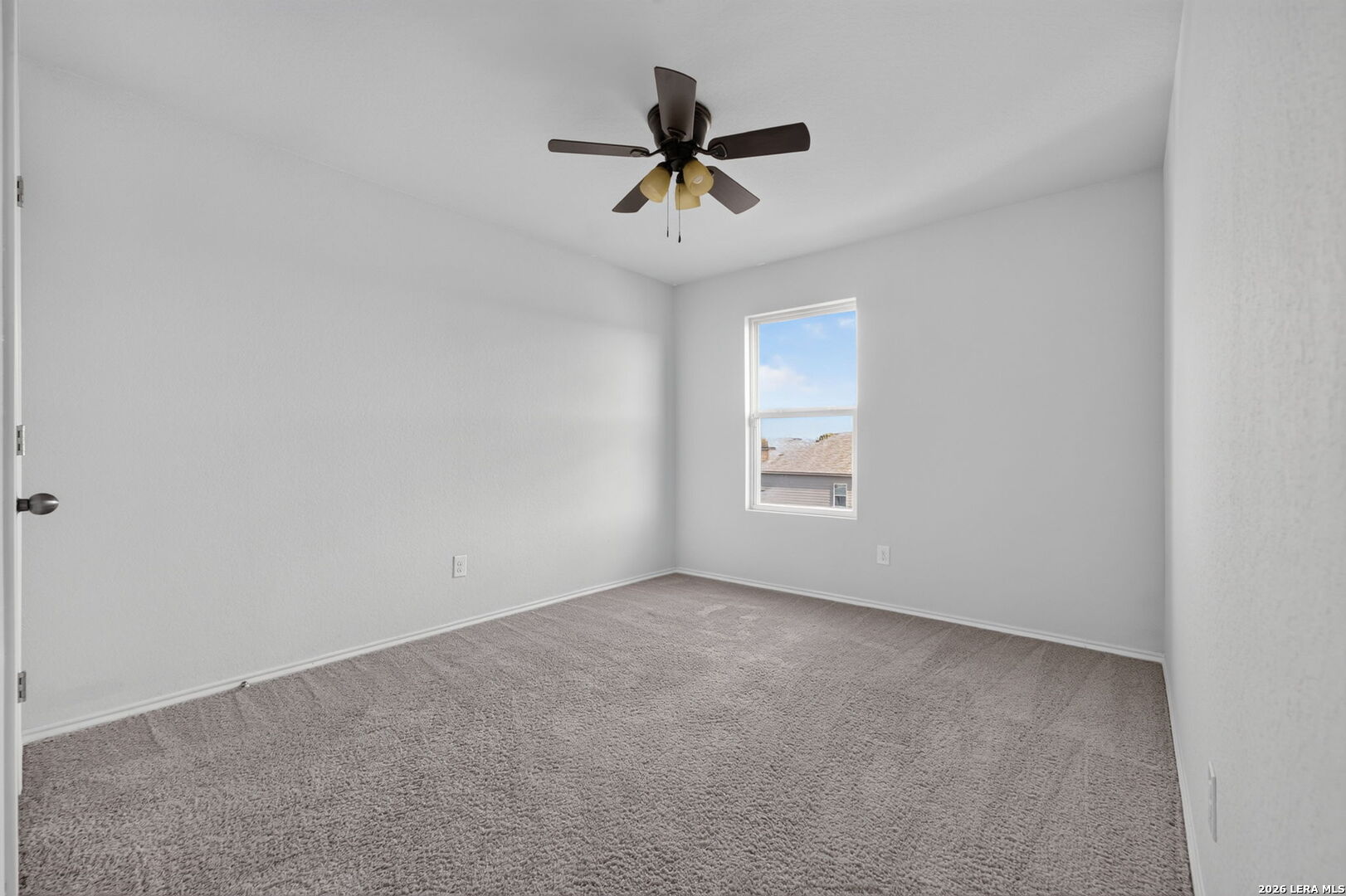 7003 Phoenix Path Converse TX 78109