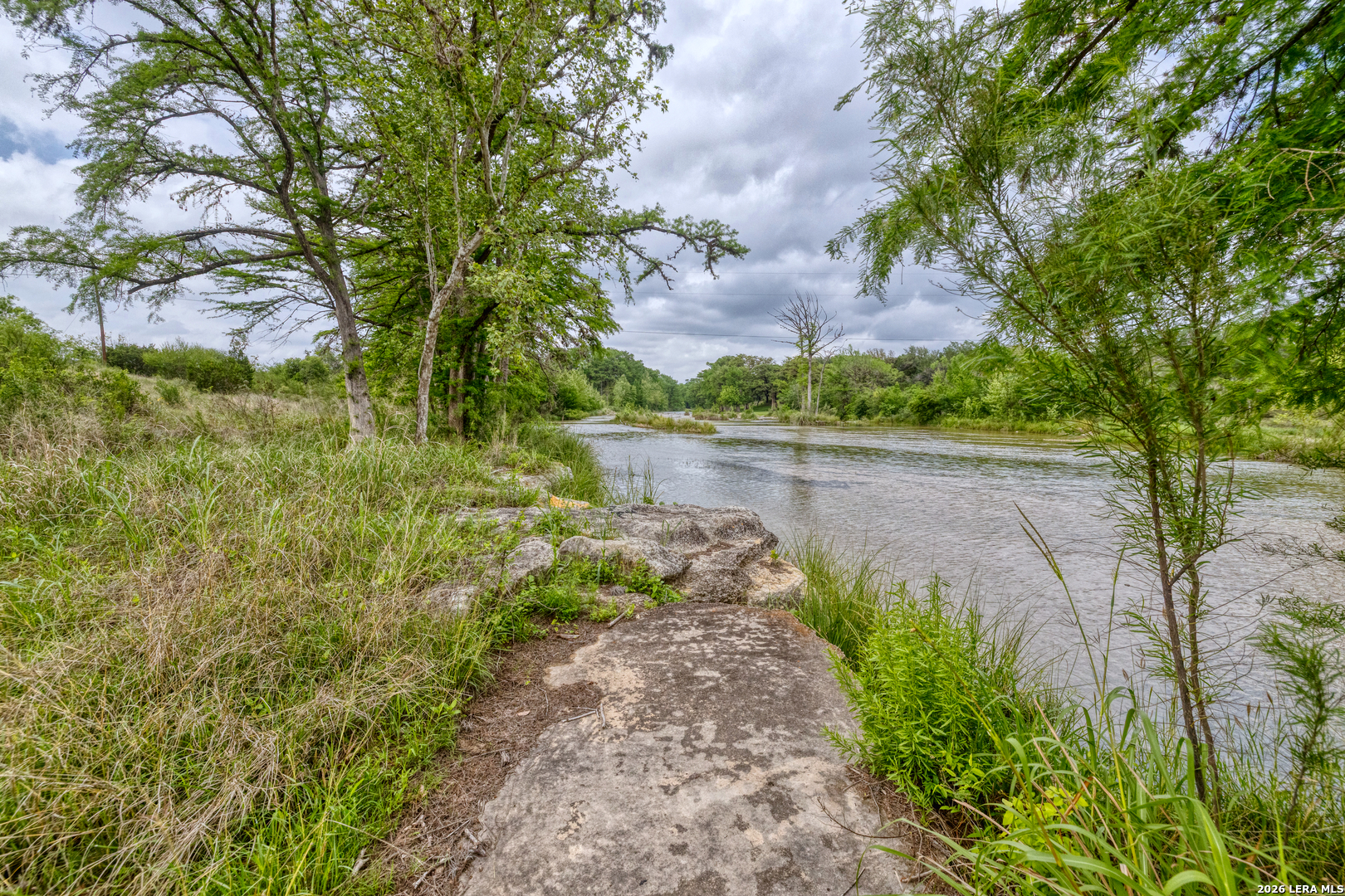 607 Fm 1050 Concan TX 78838