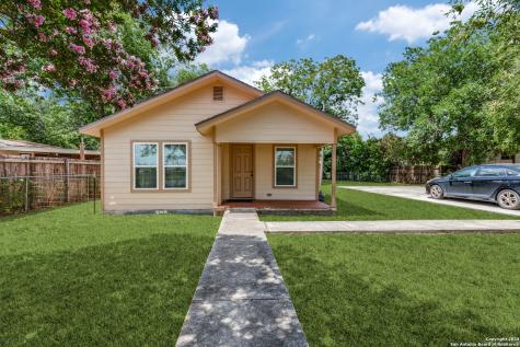 1015 W New Braunfels Street Seguin TX 78155