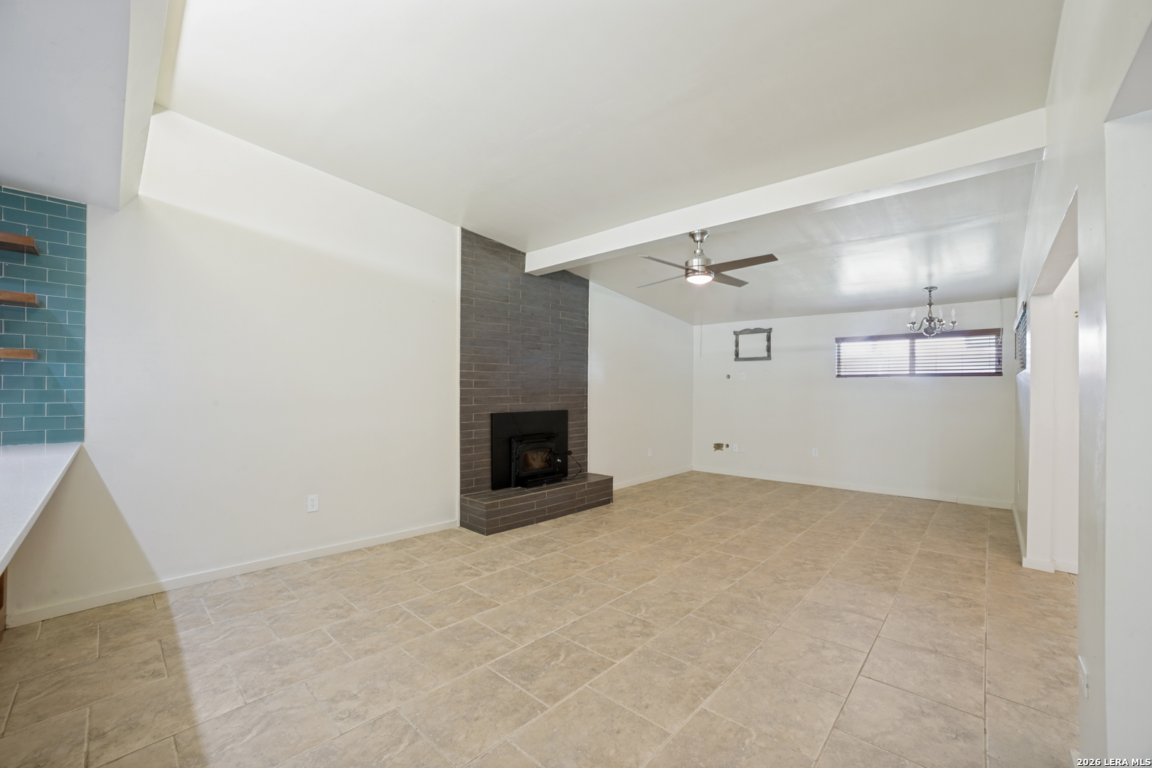 206 Jay Drive Devine TX 78016