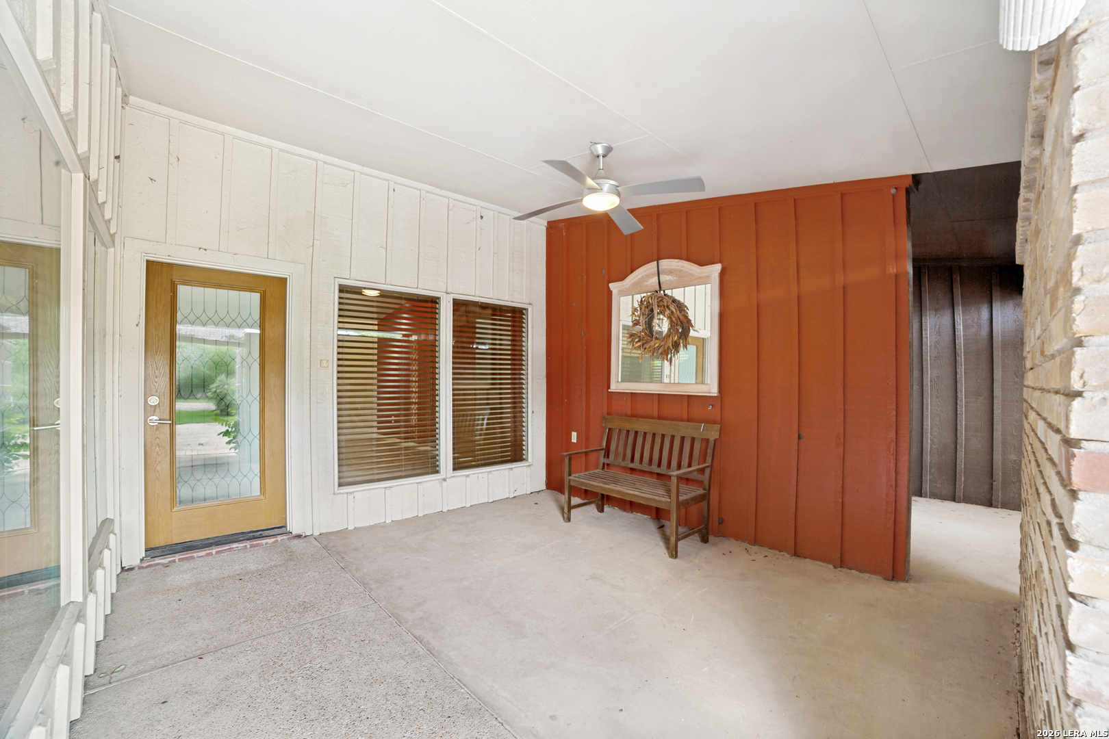 206 Jay Drive Devine TX 78016