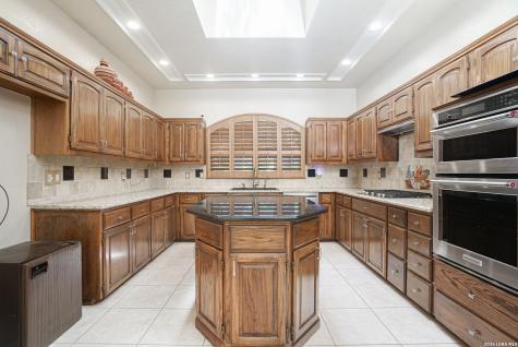 15551 Dawn Crest San Antonio TX 78248