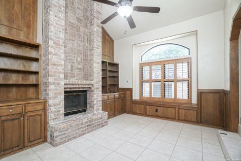 15551 Dawn Crest San Antonio TX 78248