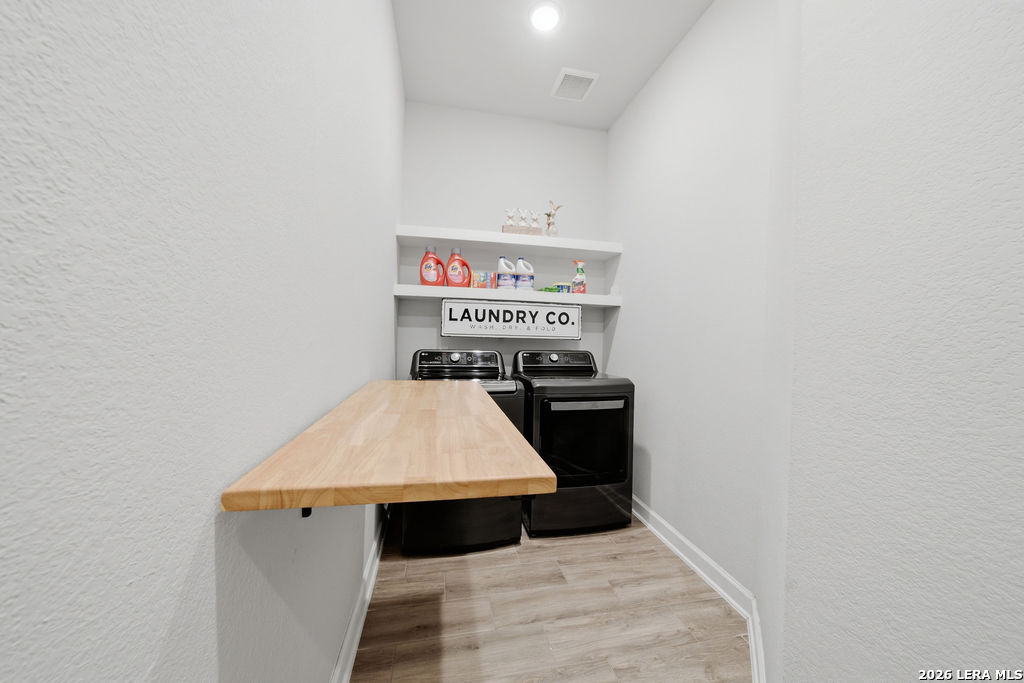 3711 Eliberis San Antonio TX 78261