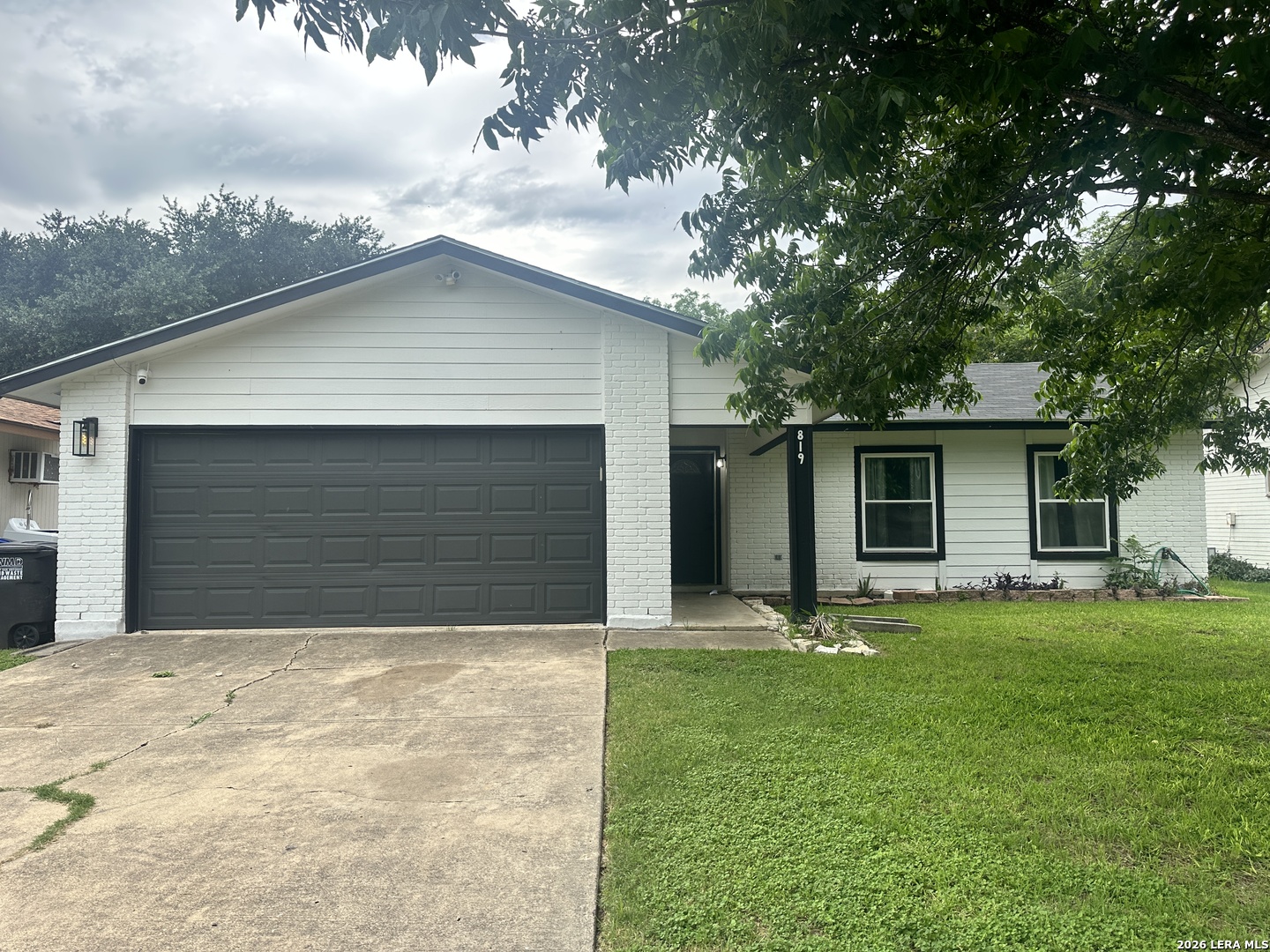 819 Big Sky Drive San Antonio TX 78245