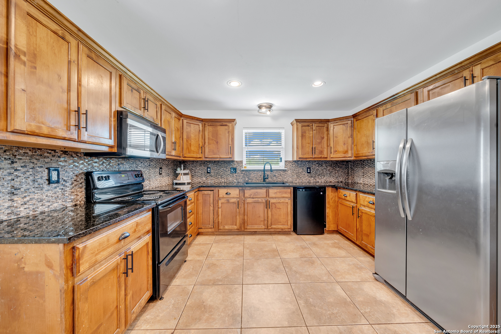 505 Olive Street Jourdanton TX 78026
