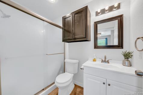 505 Olive Street Jourdanton TX 78026