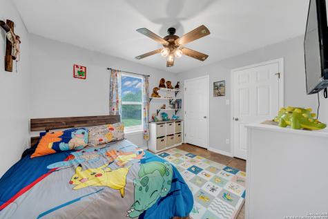 505 Olive Street Jourdanton TX 78026