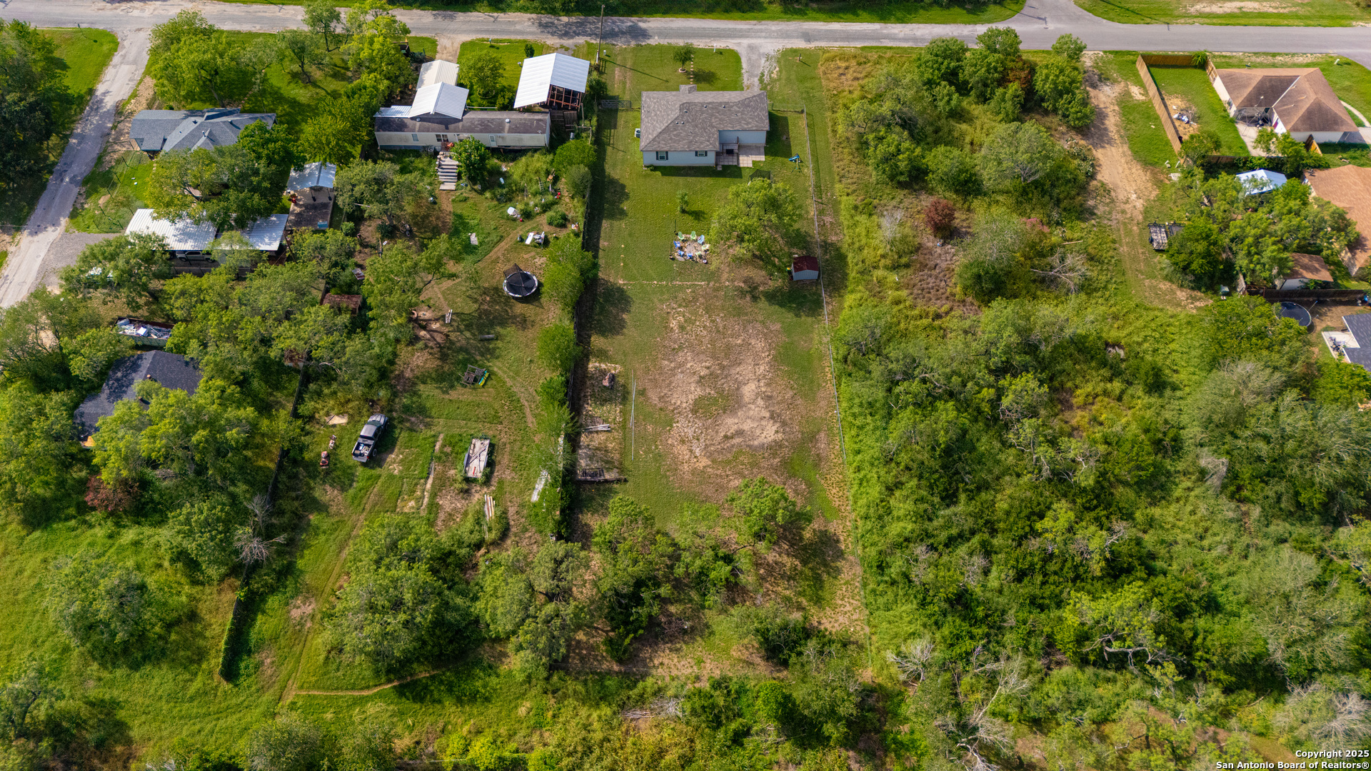 505 Olive Street Jourdanton TX 78026