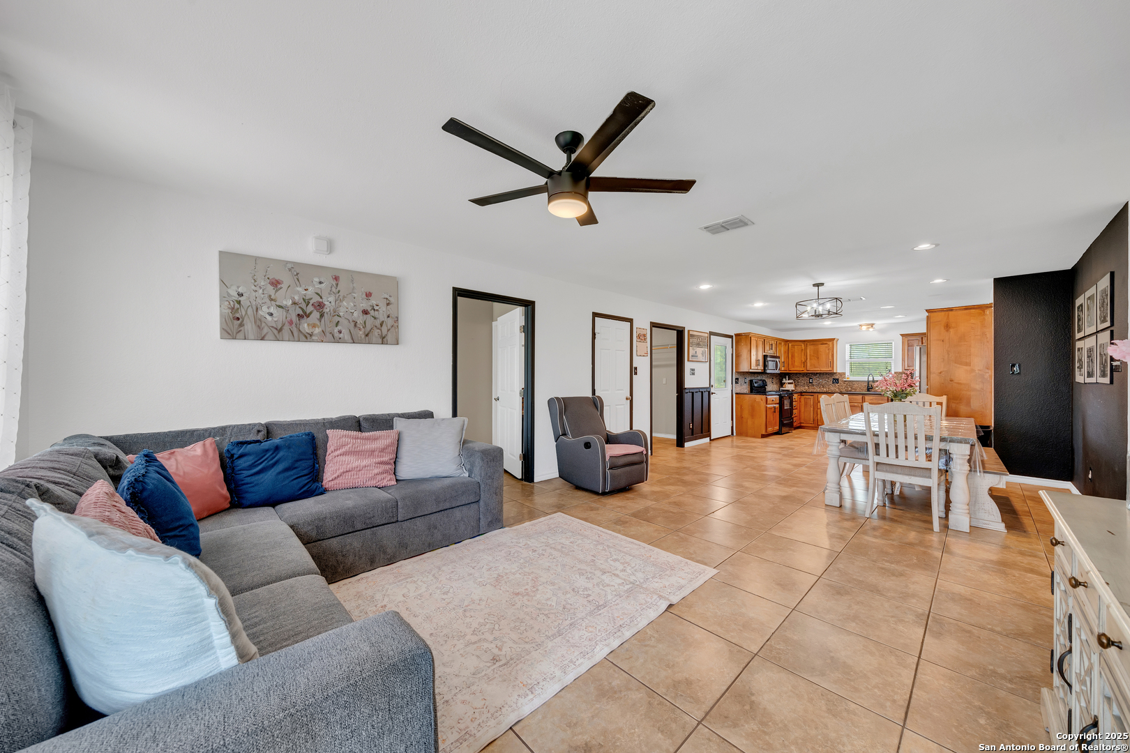 505 Olive Street Jourdanton TX 78026