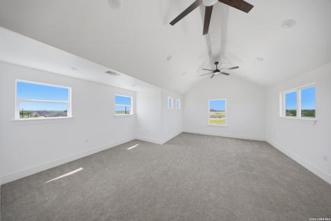207 Hidden Ranch Floresville TX 78114
