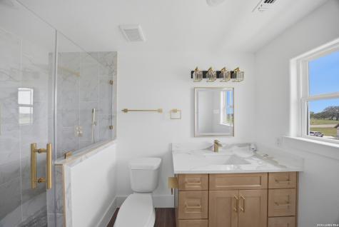 207 Hidden Ranch Floresville TX 78114