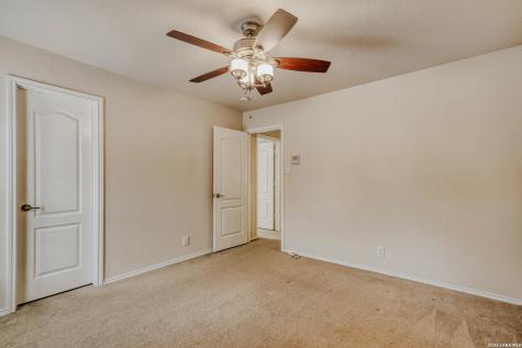7523 Banister Pass San Antonio TX 78254