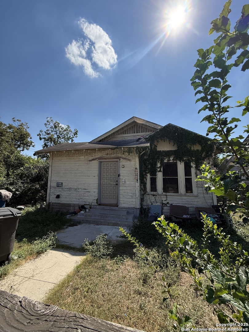 1614 Virginia San Antonio TX 78203