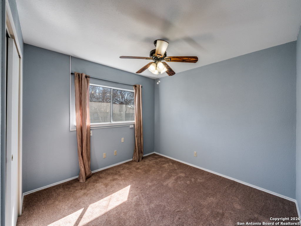206 Meadowland Universal City TX 78148