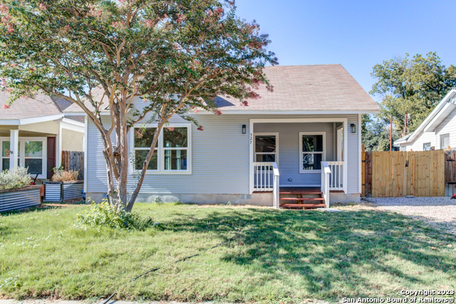 527 W Huisache Avenue San Antonio TX 78212