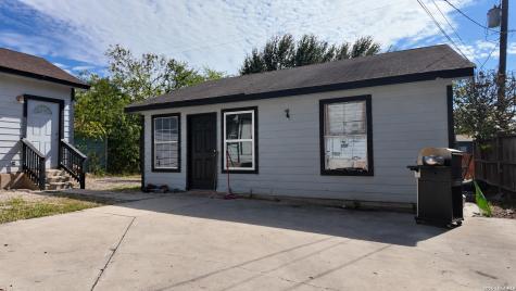 2376 W Mulberry Avenue San Antonio TX 78201