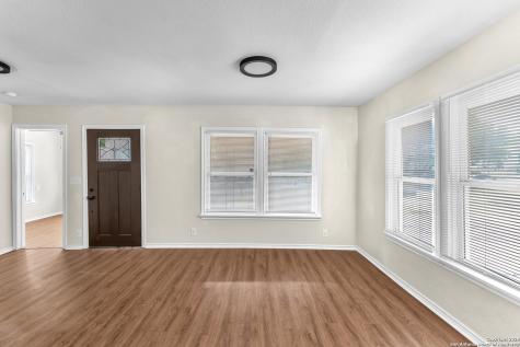 2236 Schley San Antonio TX 78210