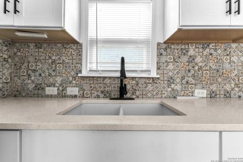 2236 Schley San Antonio TX 78210