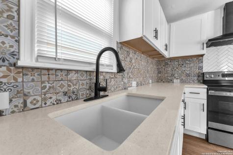 2236 Schley San Antonio TX 78210